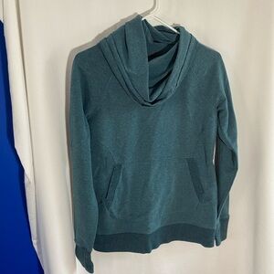 Women's L.L.Bean Cozy Pullover size small